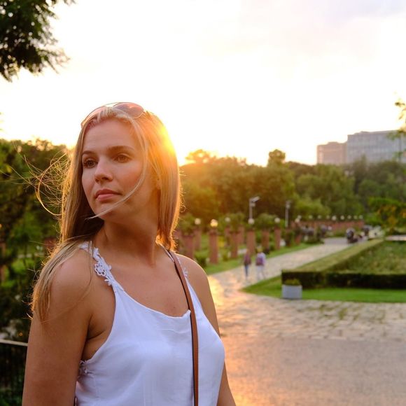 Meet your Posher, Georgiana - Picture 1 of 1